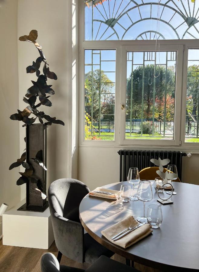 Logis Hotels Chateau De La Barge Chaintré Екстериор снимка
