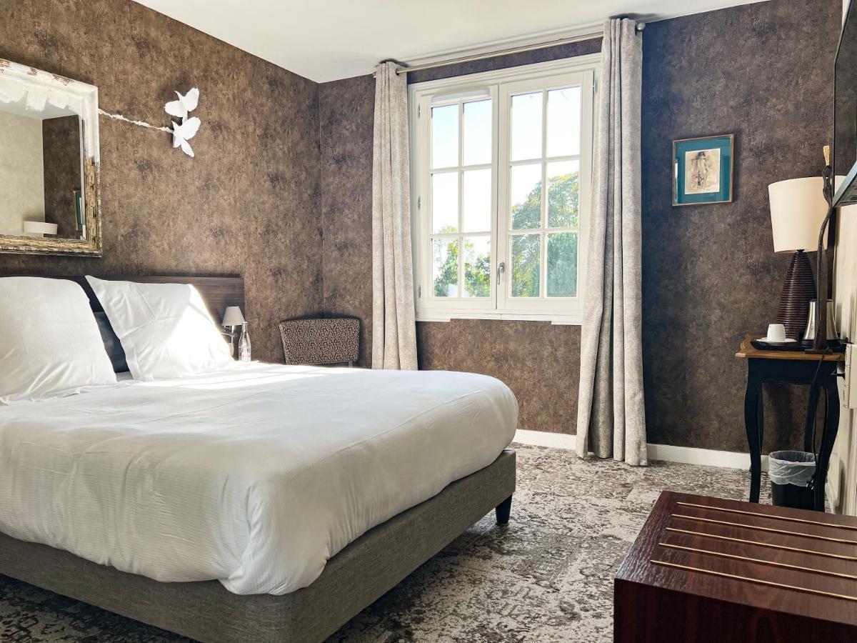 Logis Hotels Chateau De La Barge Chaintré Екстериор снимка